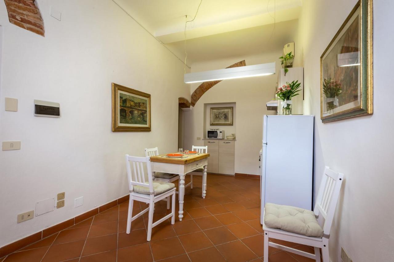 Classic Tuscany Apartments By Mmega Флоренция Экстерьер фото