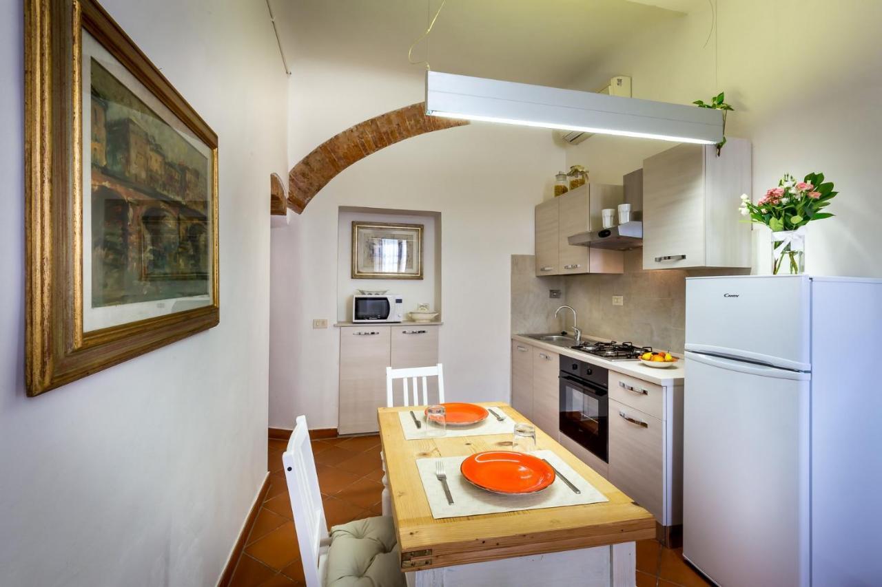 Classic Tuscany Apartments By Mmega Флоренция Экстерьер фото