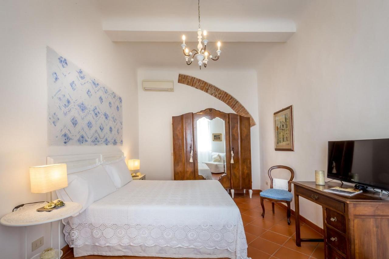 Classic Tuscany Apartments By Mmega Флоренция Экстерьер фото